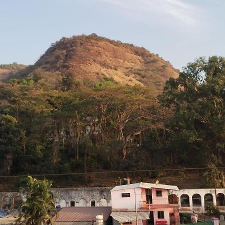 Blue Bell Homestay Lonavala Eksteriør bilde