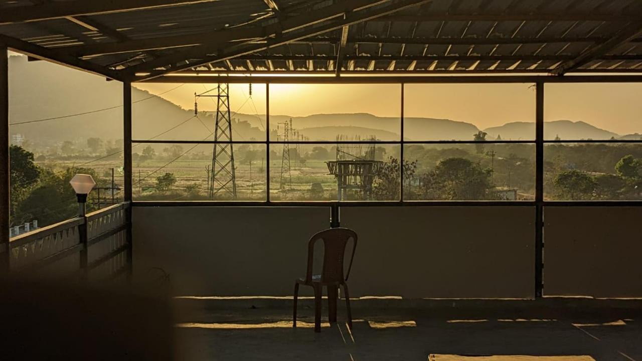 Blue Bell Homestay Lonavala Eksteriør bilde