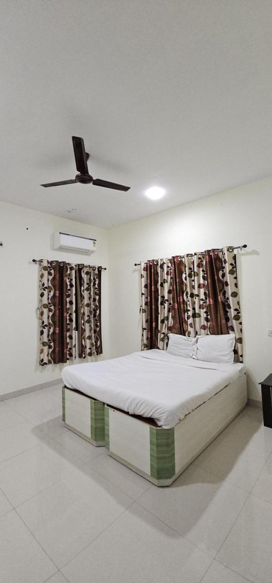 Blue Bell Homestay Lonavala Eksteriør bilde