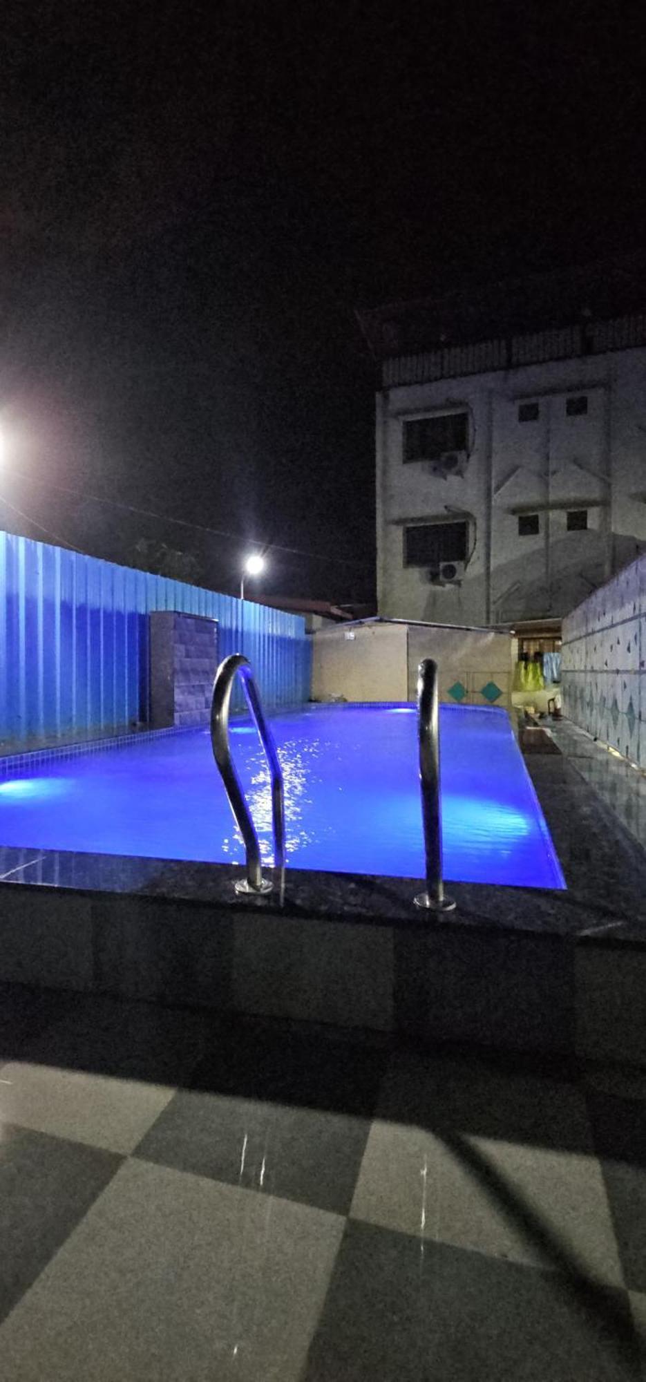 Blue Bell Homestay Lonavala Eksteriør bilde