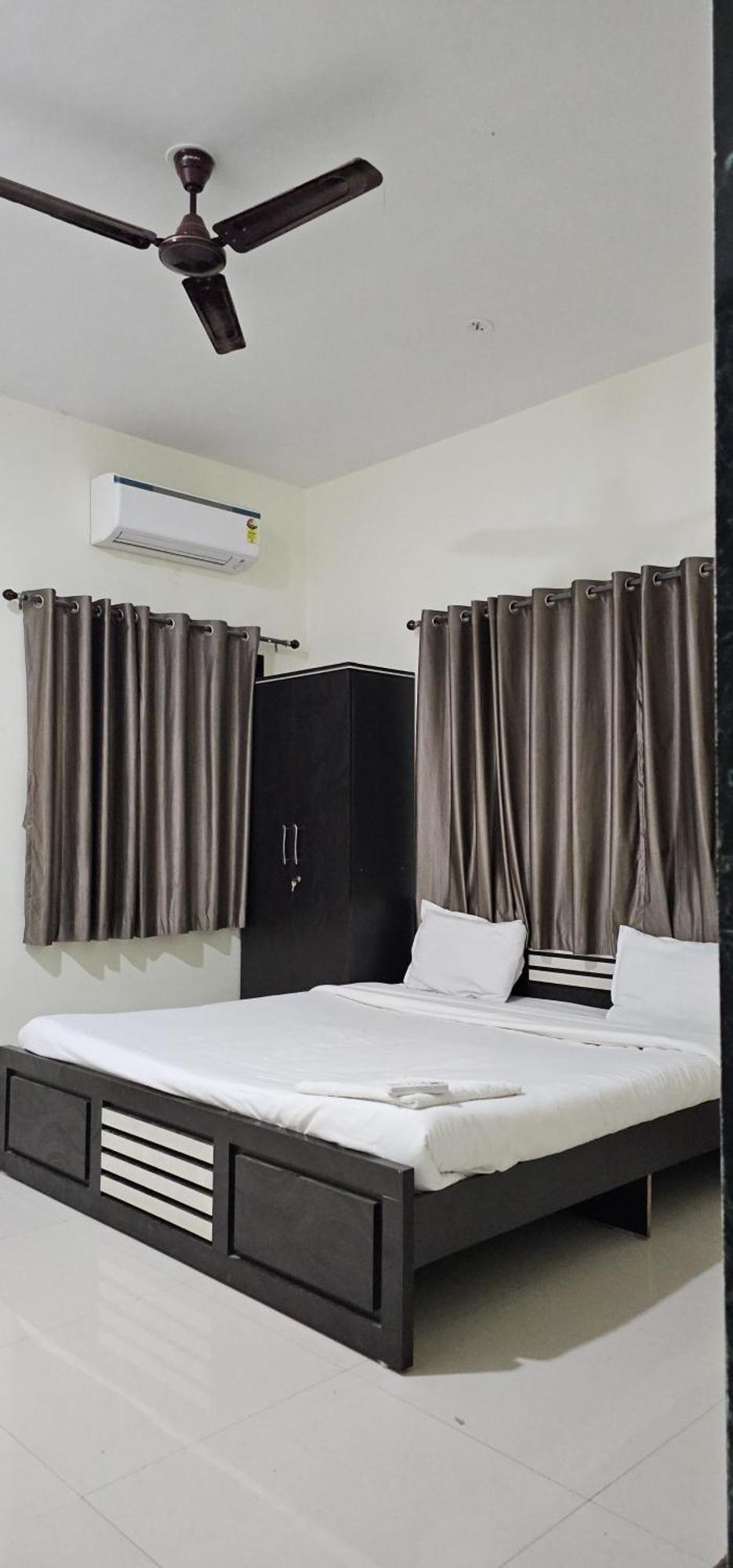 Blue Bell Homestay Lonavala Eksteriør bilde